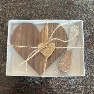 Mini heart charcuterie board